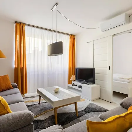 Flat White Apartament